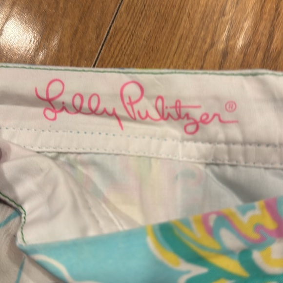Lilly Pulitzer Buttercup Short - Picture 3 of 4